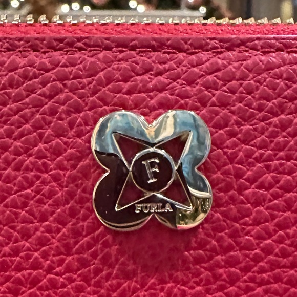 Furla Leather Red Long Wallet With Box and Bag, NWOT - Picture 3 of 8